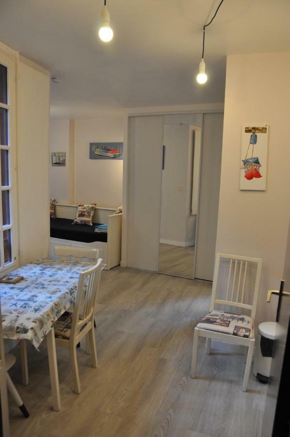 Ferienwohnung La Bertaudiere Saint-Malo Exterior foto